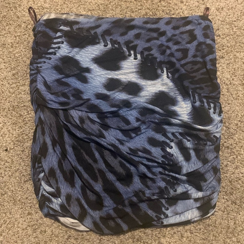Roberto Cavalli skirt- women’s form fitting skirt- blue and black cheetah print